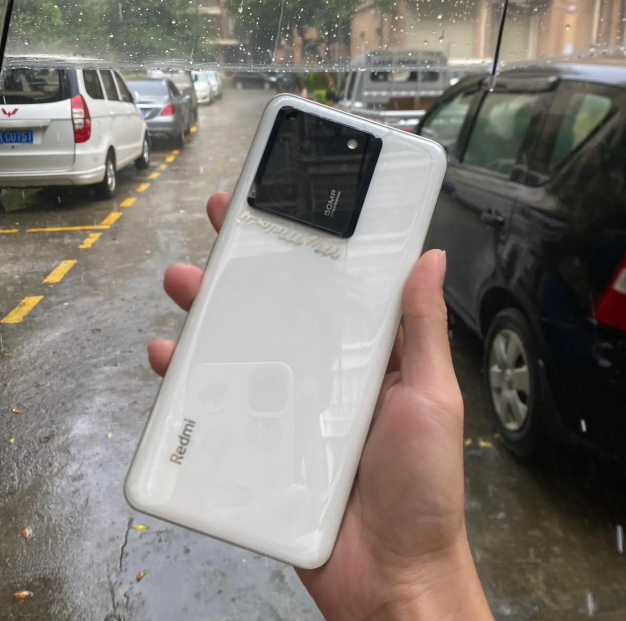 挖槽，k60至尊版，中端机里面的佼佼者，谁都不服：

1.我只能说顶配24+1t