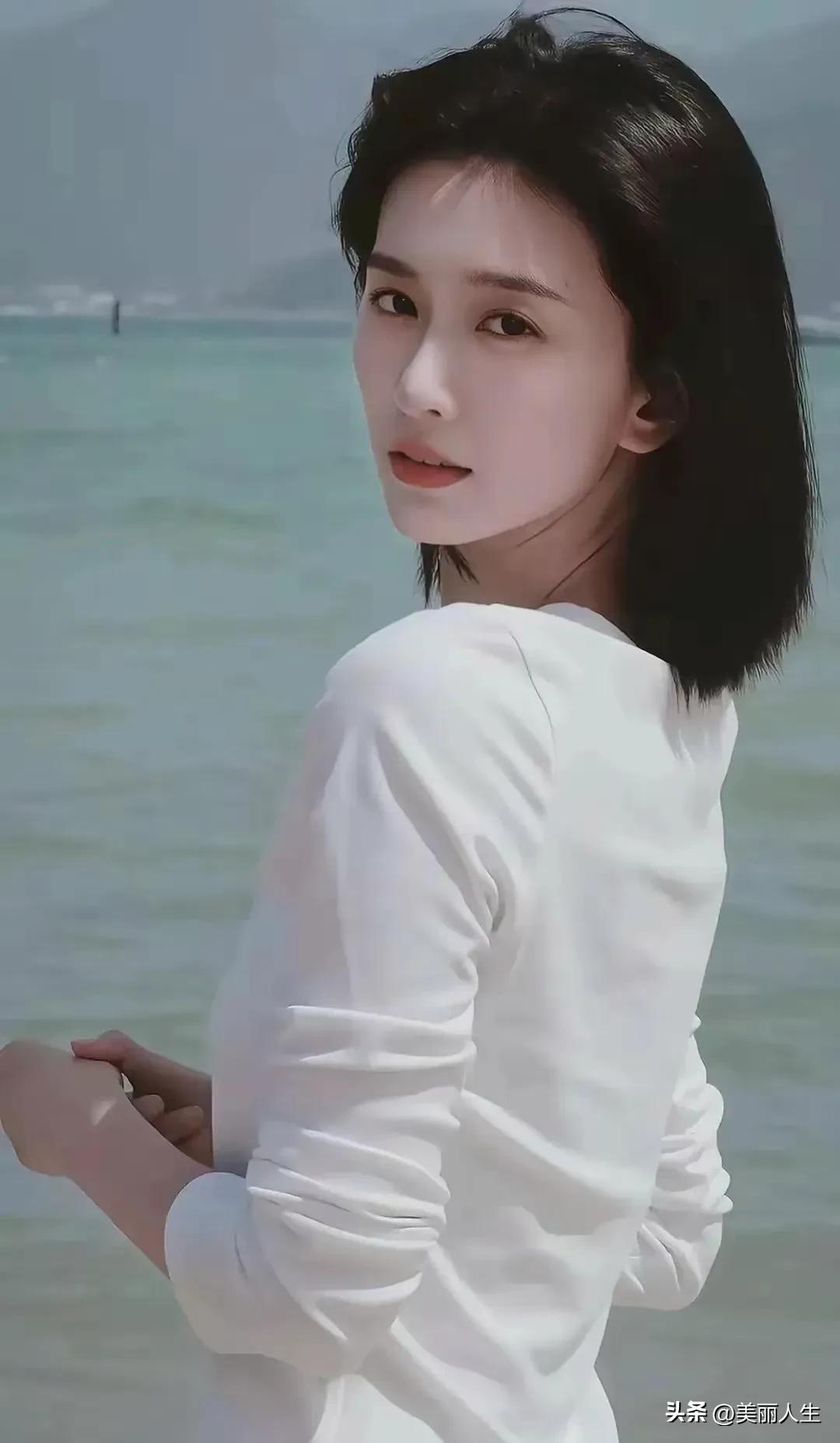 面朝大海，春暖花开……………