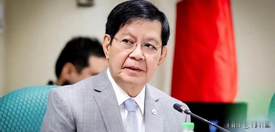 拉克森可能会觉得很冤，他可是菲律宾民众认为的“人民将军”、反腐标杆参议员，怎么就