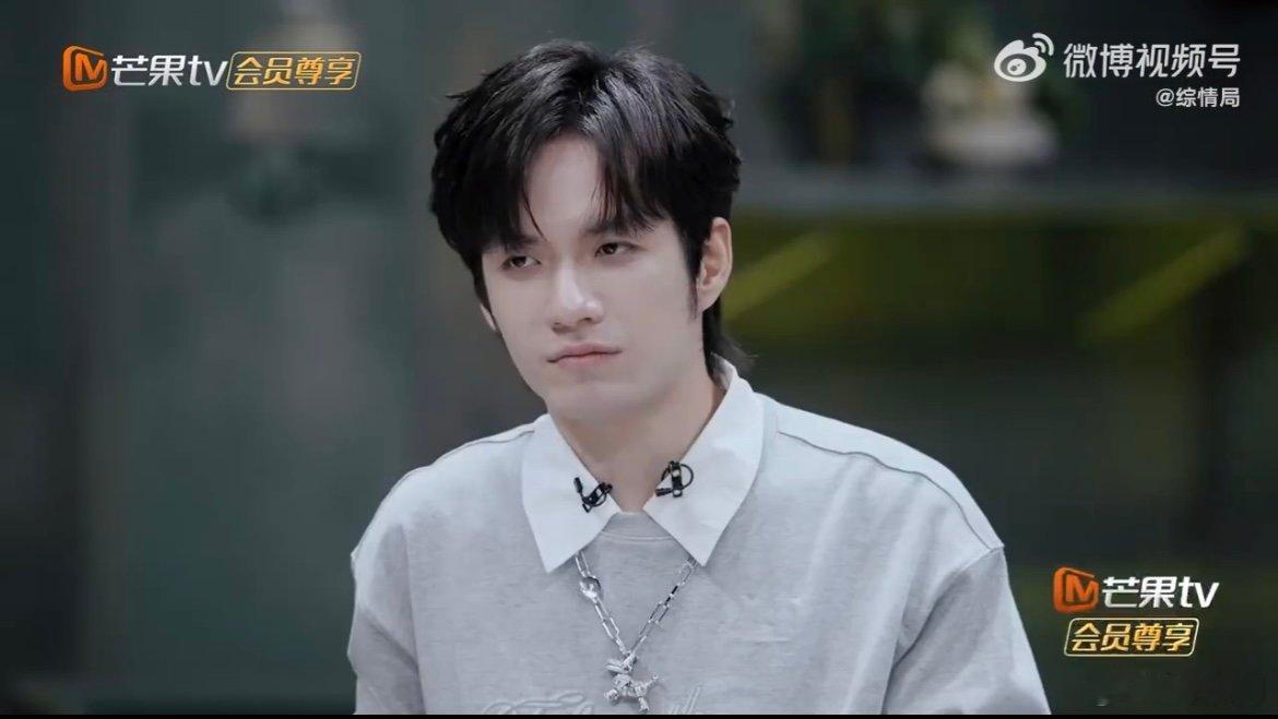 张颜齐藏龙wolf 张颜齐一进《森林进化论 2》，便以 “藏龙 wolf” 的姿