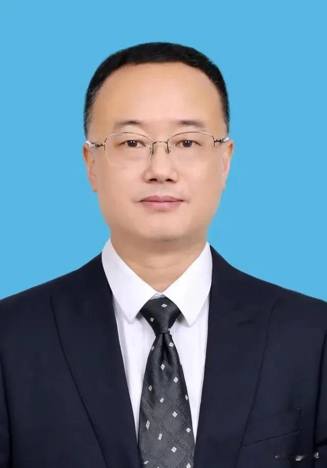 【眼界晚播】郭丹已任贵州省工业和信息化厅党组成员、副厅长。