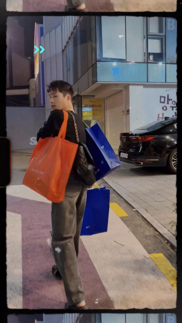 #葛秋谷土松塑艺人# 咱就是说葛秋谷在《他们的奇妙时光》这部作品里面的霸道总裁人