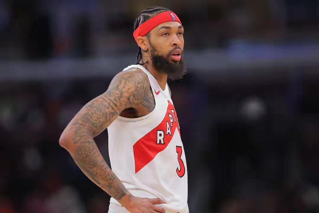 猛龙战胜热火，和老鹰战绩相同，首轮面对骑士，哪个容易打一点。
一、猛龙赢下热火