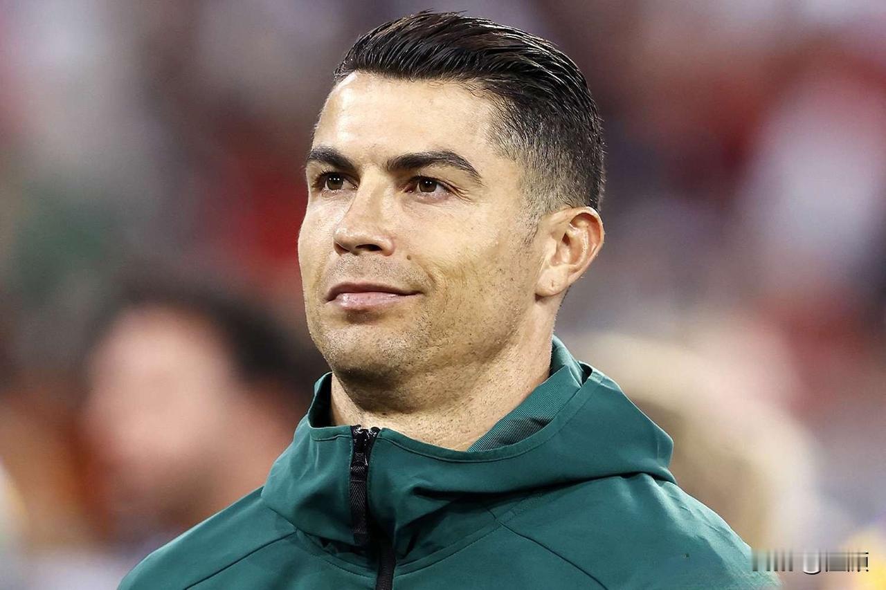 世界顶级运动的最高年薪（2025年） 男女差别巨大，网球还行，看看篮球，库里是威