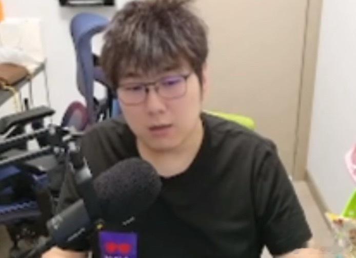 杰出哥：国土做青训投了20w我佩服，那凯文要花20w买我命，能不能说一句佩服我呢