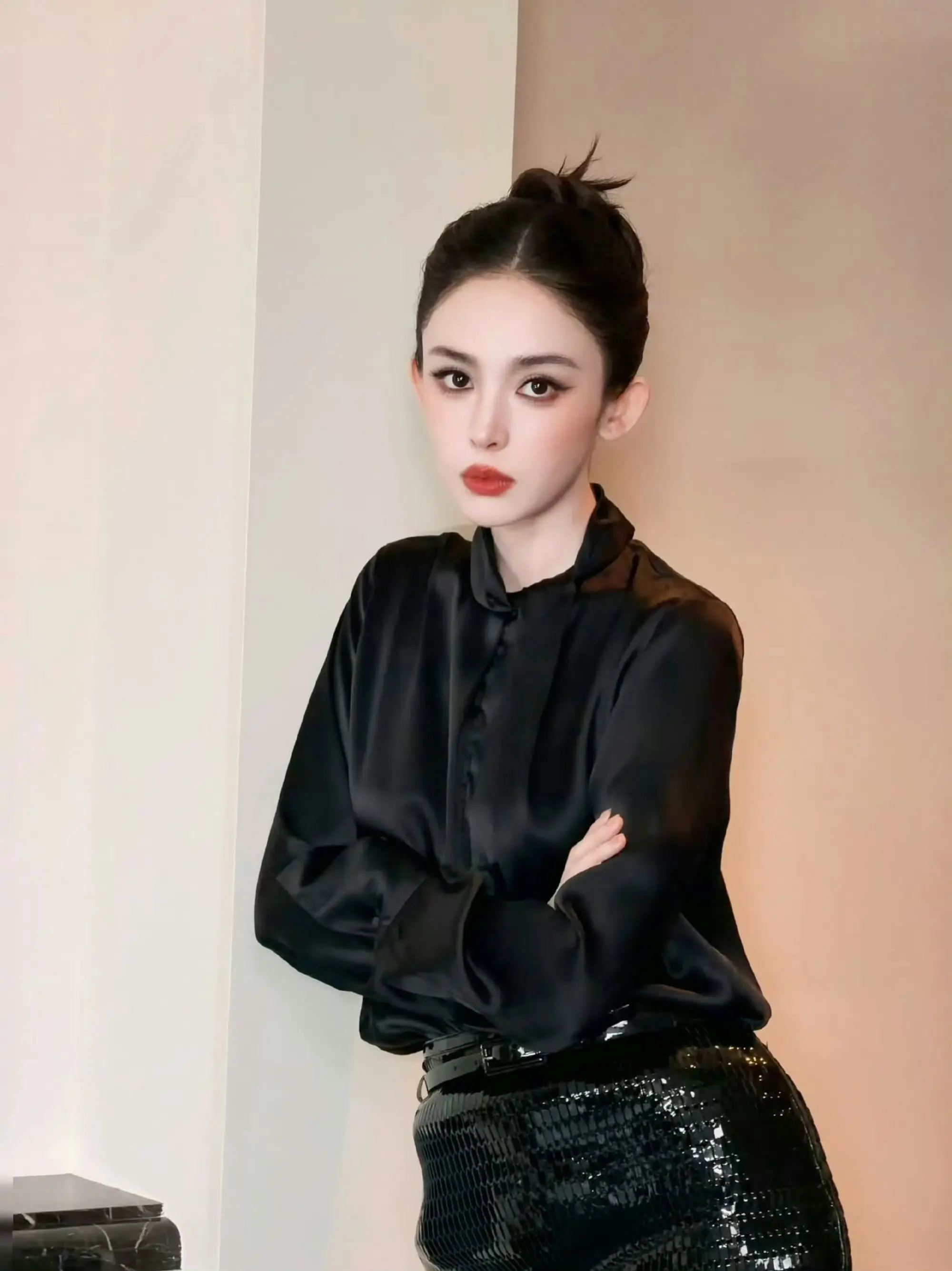 娜扎。