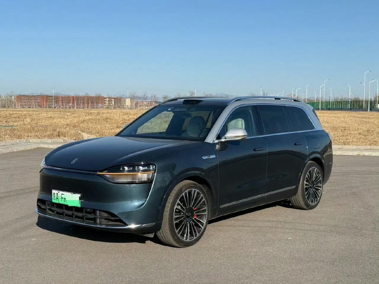 问界M9上市两周年交付超26万台我就买了两台，24款6座和25款5座。M9也是我