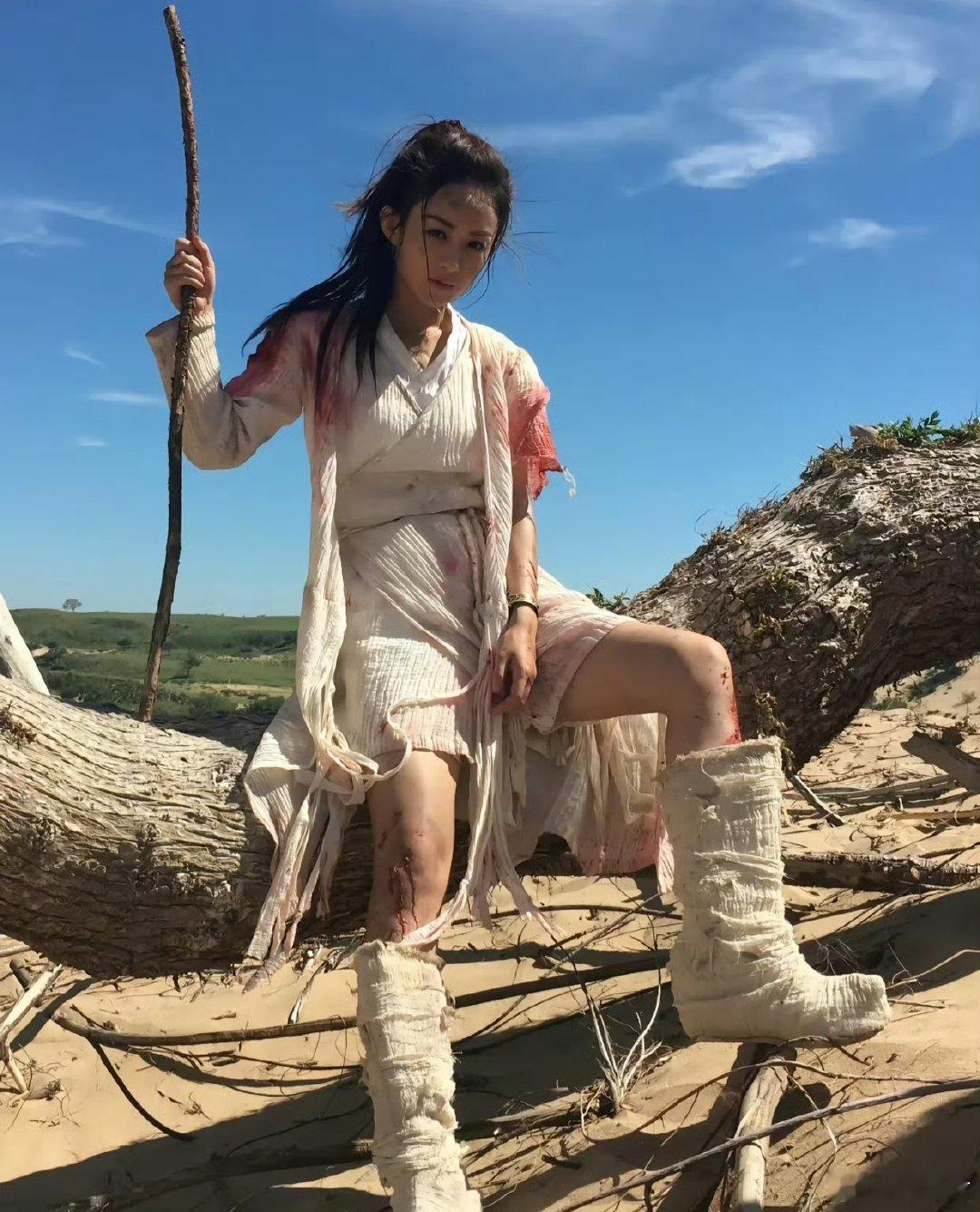 当年看到赵丽颖这段打戏的震惊这才是真正的少年女将军！ 