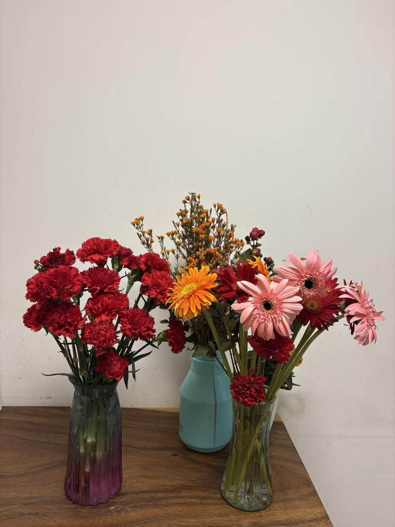 春日生活打卡季 家里养花，就像开启一场奇妙的治愈之旅。我养了盆崔梅，2024 年