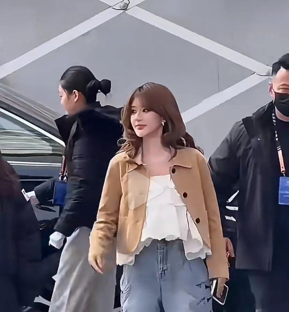 🥩今天穿搭怎么样，大家来评价一下呗 