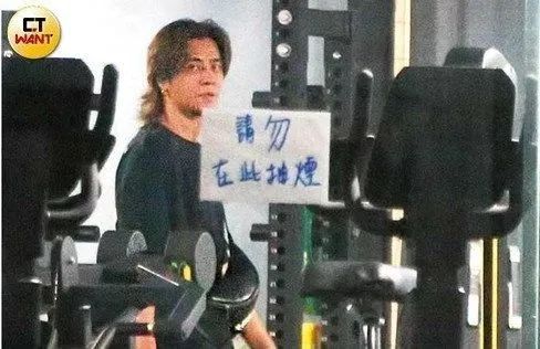 卢庚戌|这张合照能锤他们复合吗？粉丝已经炸了