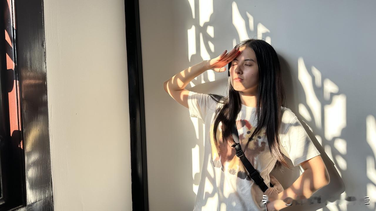 女儿蜜宝回台北到律师事务所实习，已经好几个月了。有人问：「她毕业后是要留在台湾工