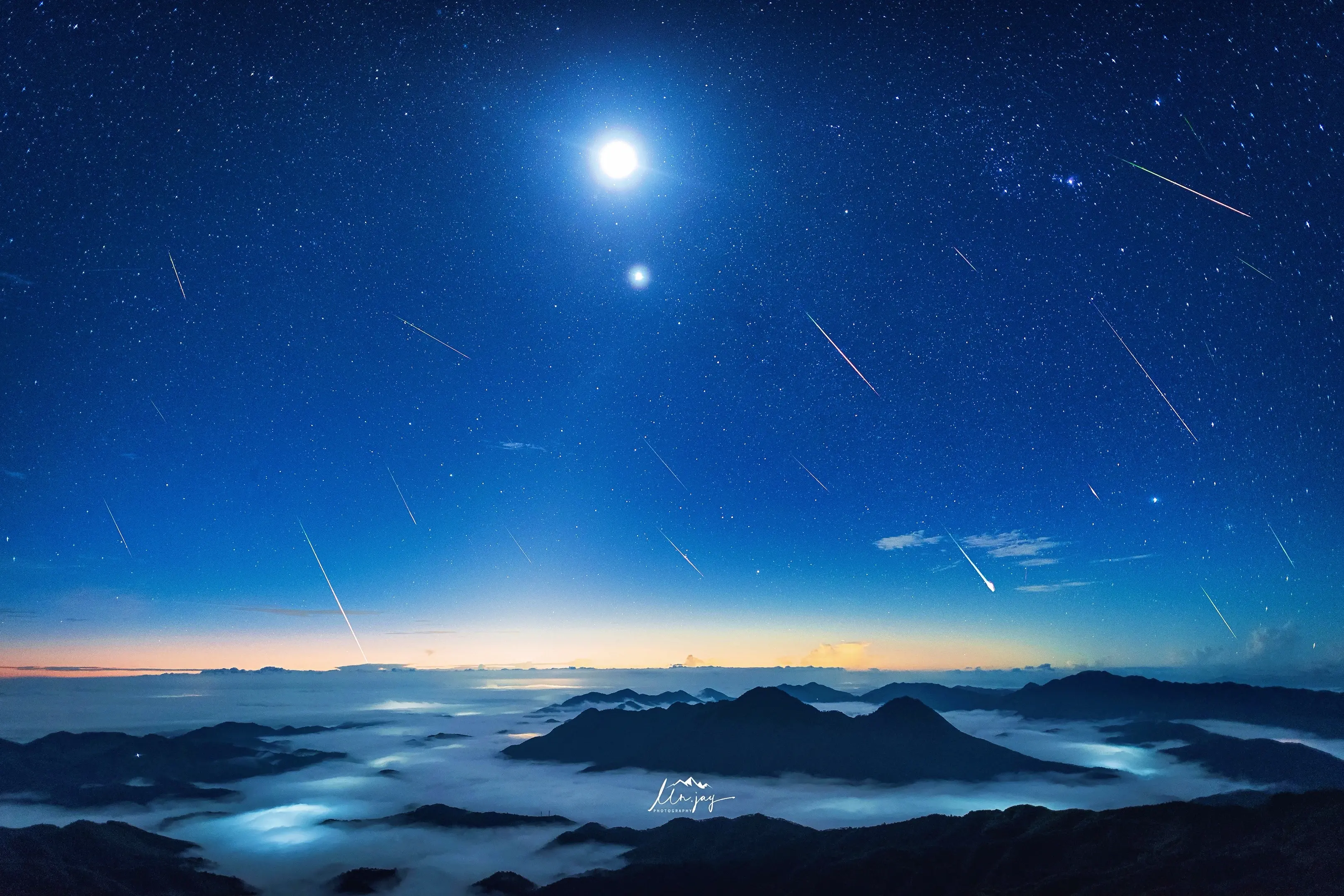 来罗定风车山看英仙座流星雨吗 |8月12号迎来流星雨星大值，约起吗？