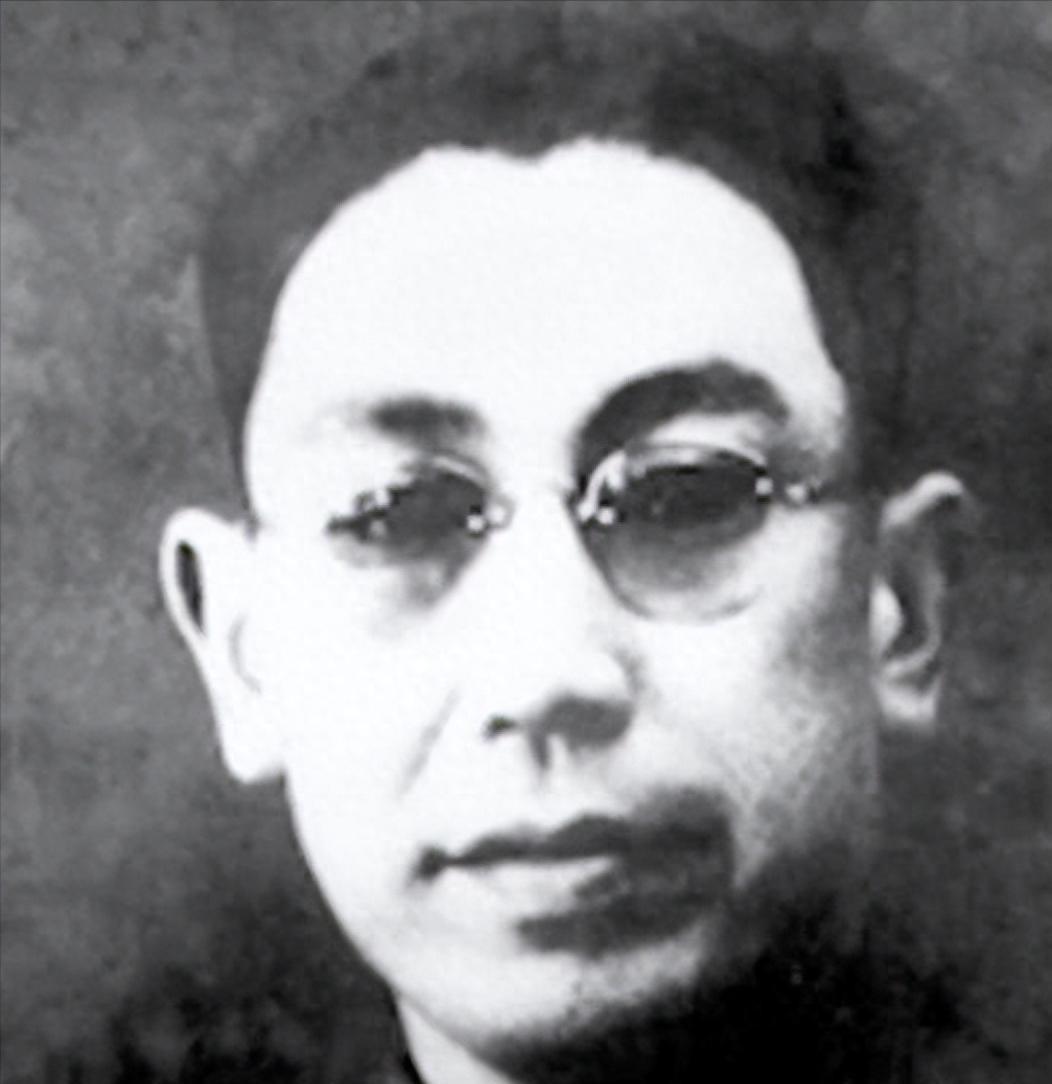 郭汝瑰晚年自述多年潜伏国军，两位国军将领令我由衷敬佩，他们是谁？
1949年1月