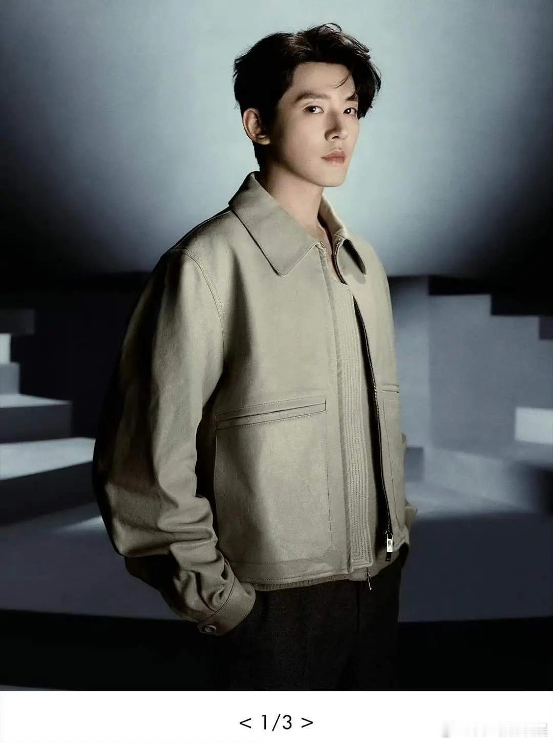 邓为现在怎么没播剧了，感觉水花一下就小了 ​​​