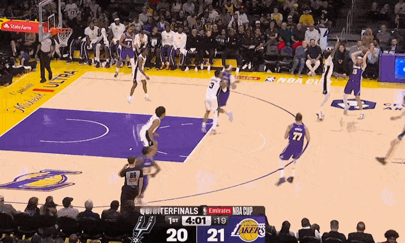 又来！东契奇单练奥利尼克！差点晃倒对方！ 24-20，马刺暂停！ 