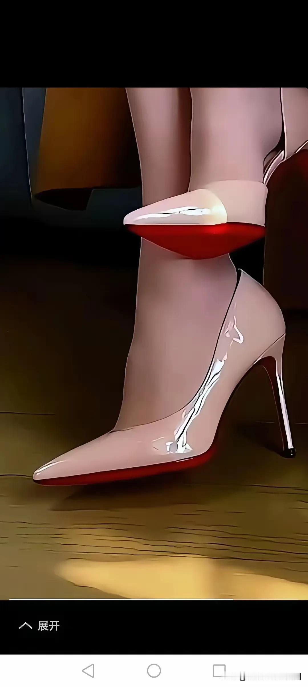 冬日生活打卡季穿出风情万种，穿出迷人优雅好气质，正是来自高跟鞋的魅力！是高跟鞋让