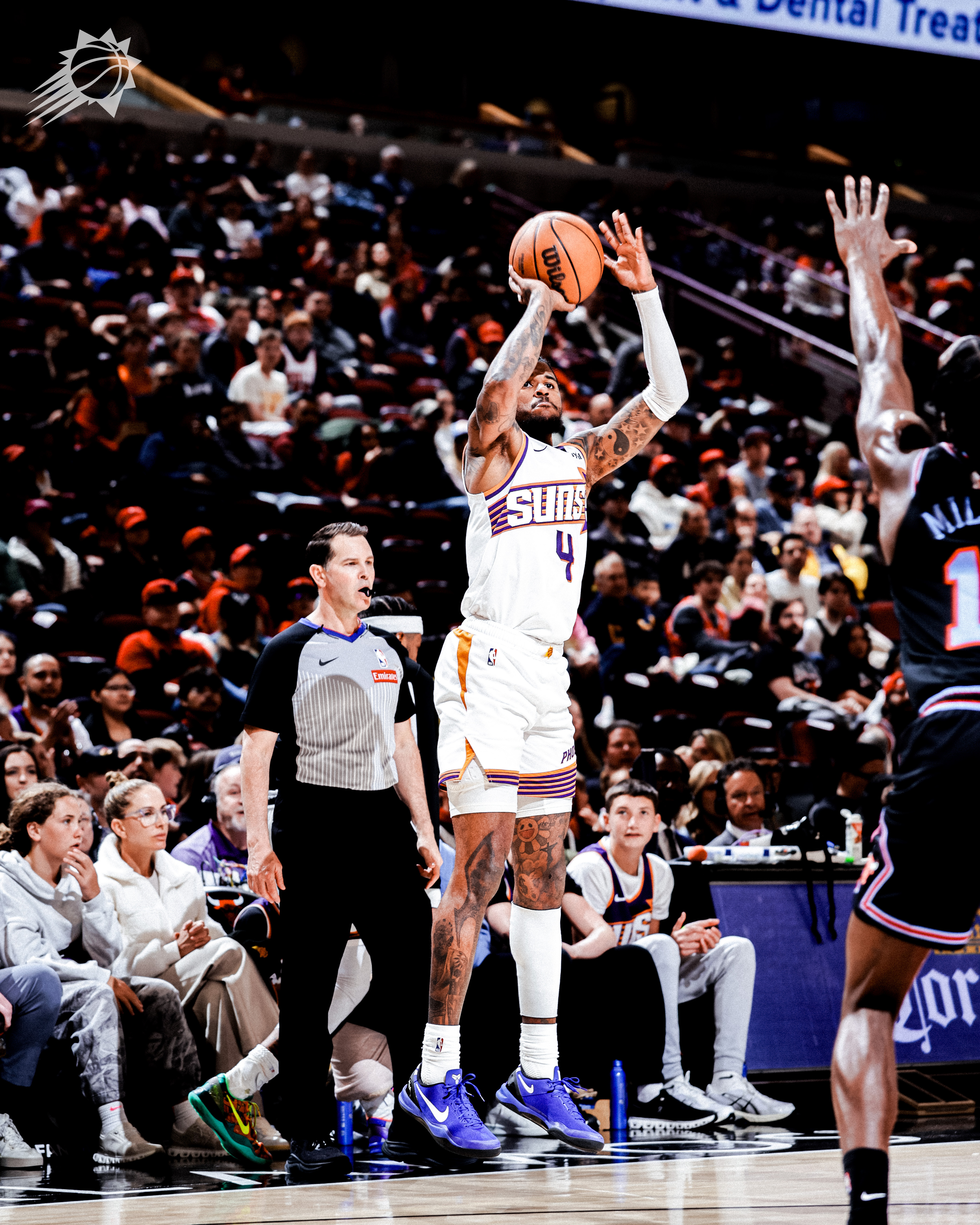 JG篮下打进，给第四节开个好头菲尼克斯太阳 ｜太阳vs公牛 ｜旭日东升