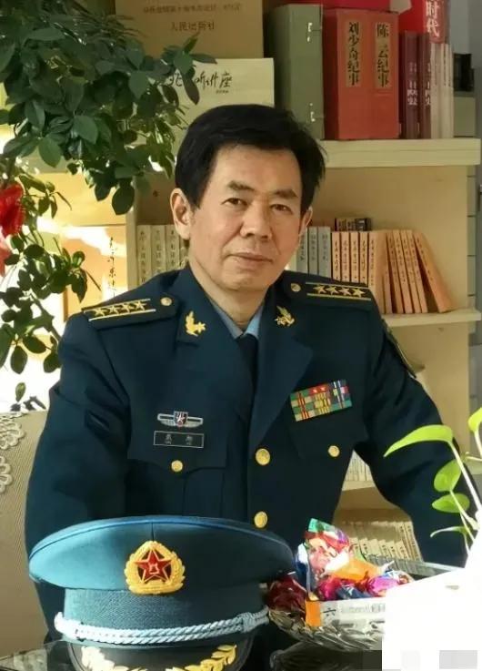 中国战略家戴旭：美国的国土安全距离超过8000公里，中国却是0公里，为什么？中国