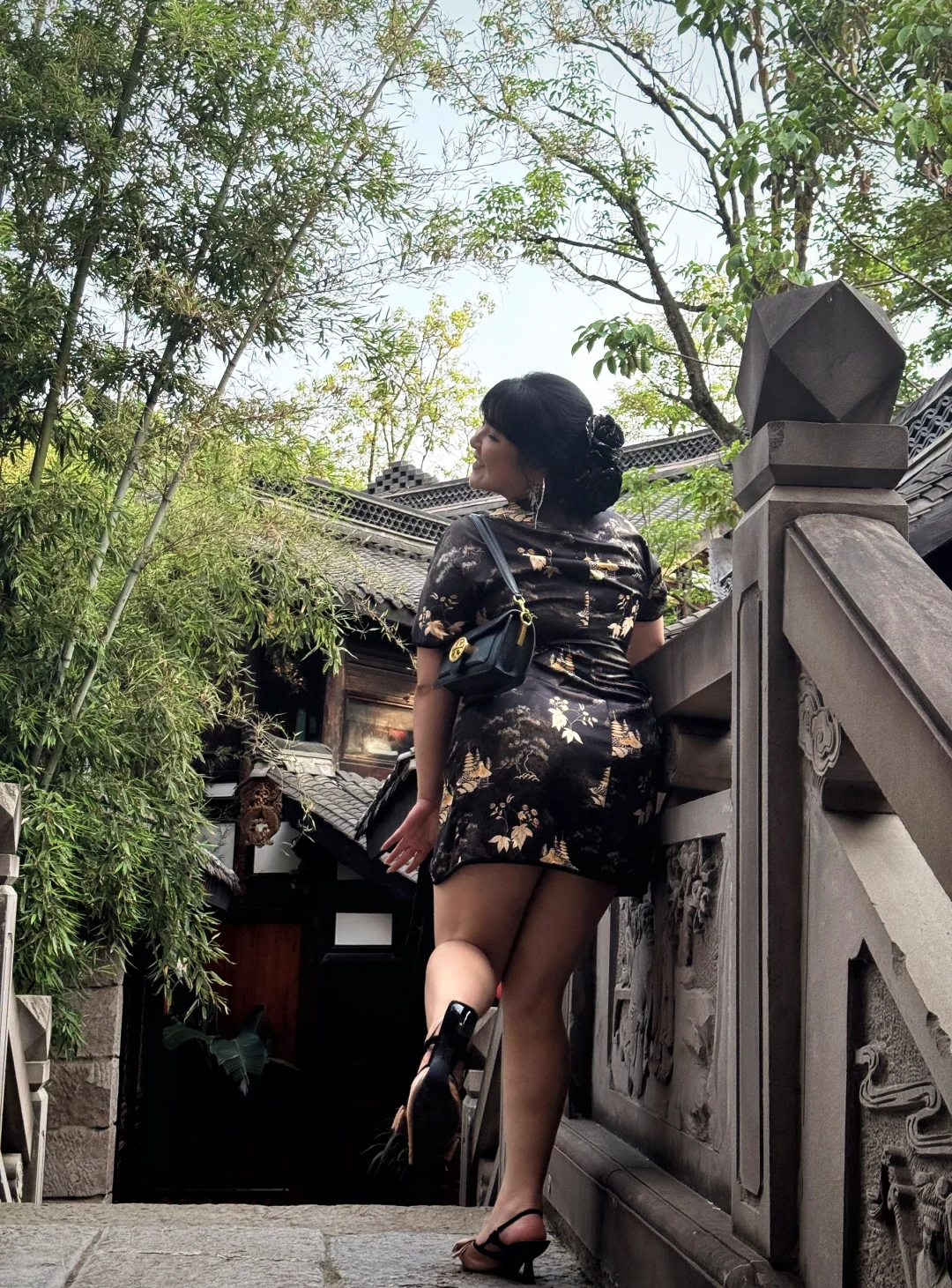 狮子月到啦🦁姐姐约你出来吃饭🍚❣️