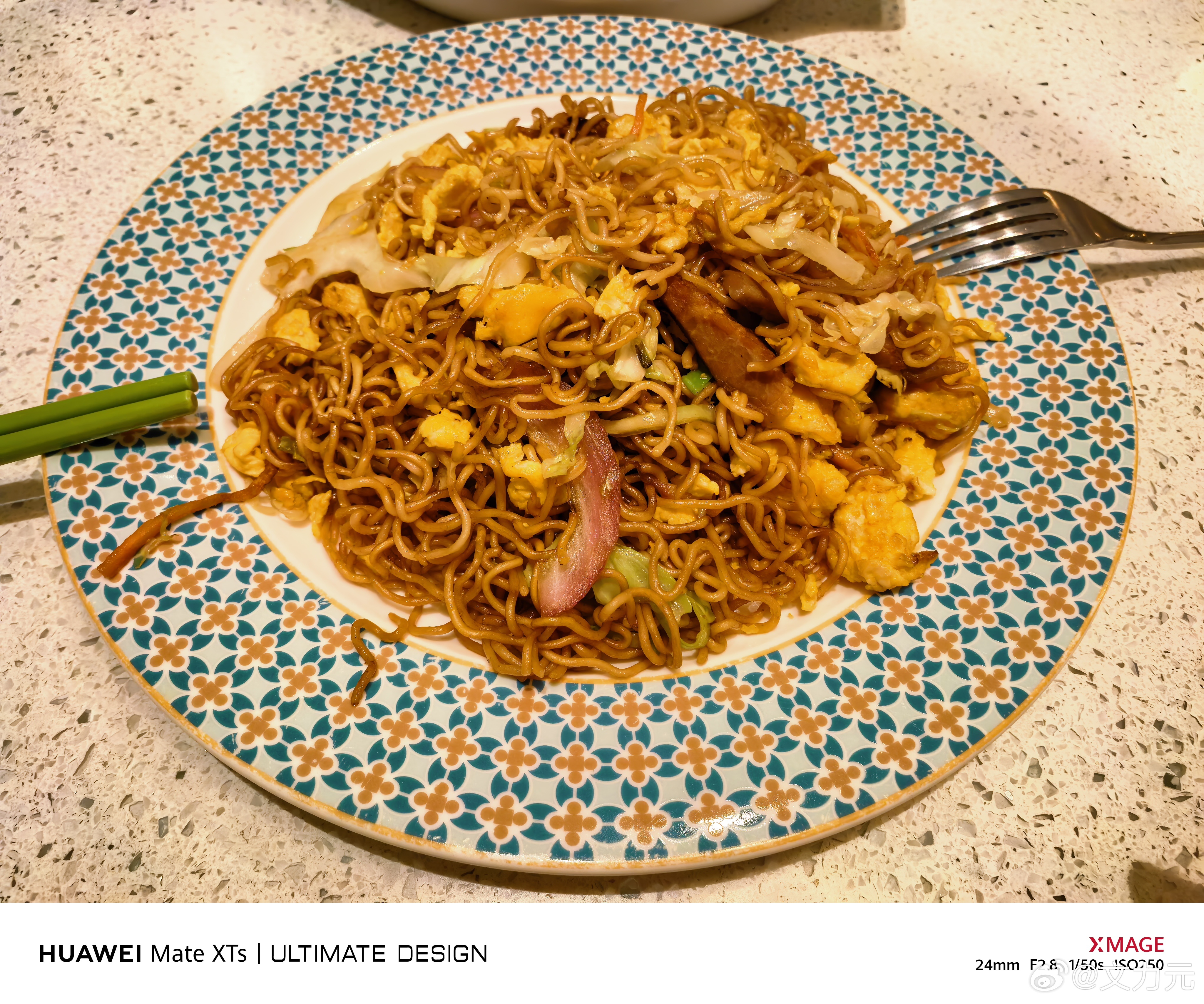 国庆节第一天，你们都在哪玩呢？我现在还在酒店的床上躺着，当然这会已经准备要出去了
