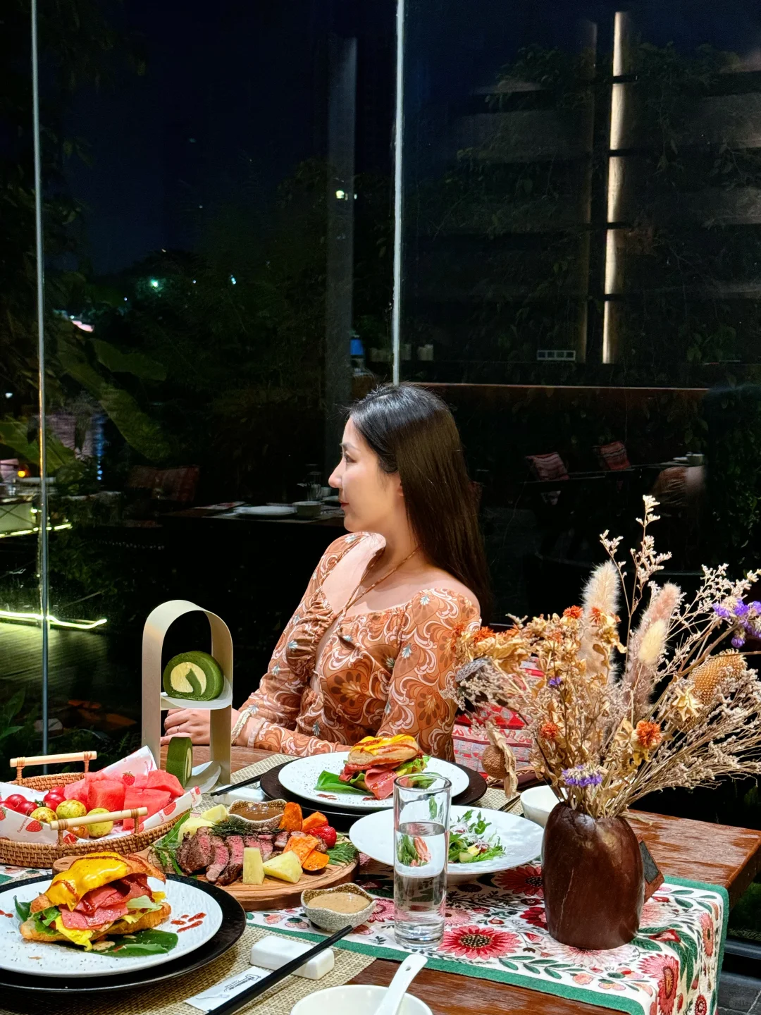 西双版纳📍浪漫💕江景餐厅🍴 在西双版纳找到了一家漂亮的江景餐厅?...