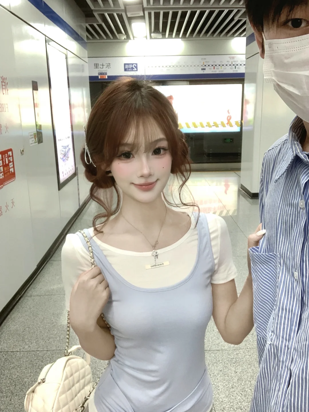 我女朋友今天真的超级漂亮啊啊啊！！！