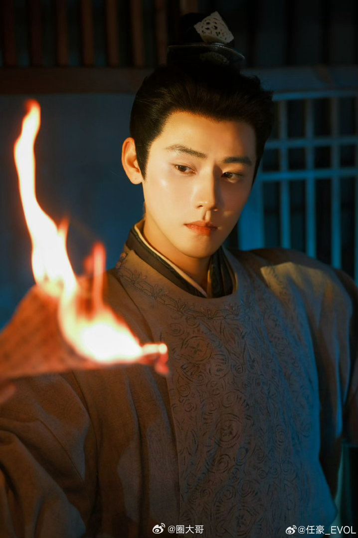 网传田曦薇任豪合作我欲乘风田曦薇和任豪在《逐玉》之后终于要二搭了啊！电视剧《我欲