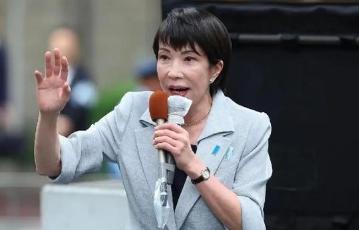 日本现在出现一个怪相，有些事情跟日本无关，他们在嚷嚷着台海有事就是日本有事，当中