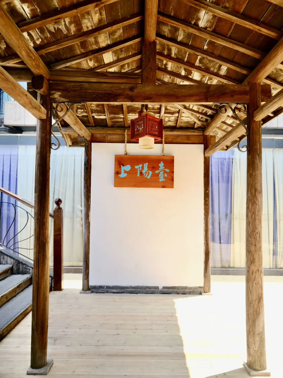 人生建议：来西湖总要体验一次湖景餐厅吧