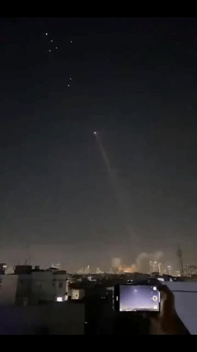 3月4日，赫格塞思在国会闭门会上没绷住，承认美军现在的防空系统遇上伊朗“目击者”