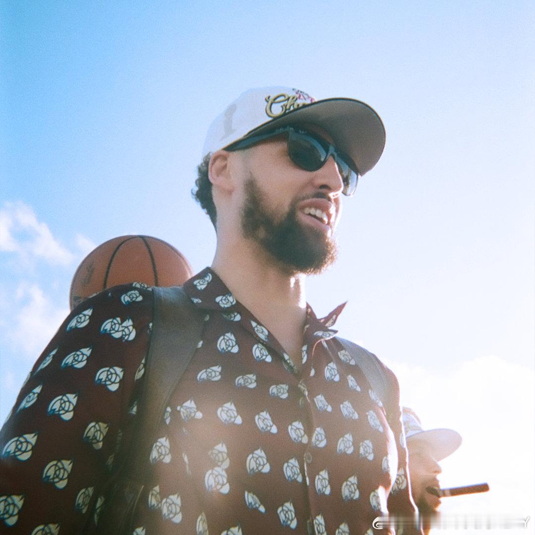 美国时间也到2026.2.8了，今天克莱36岁了十五个赛季，四个冠军，两次大伤，