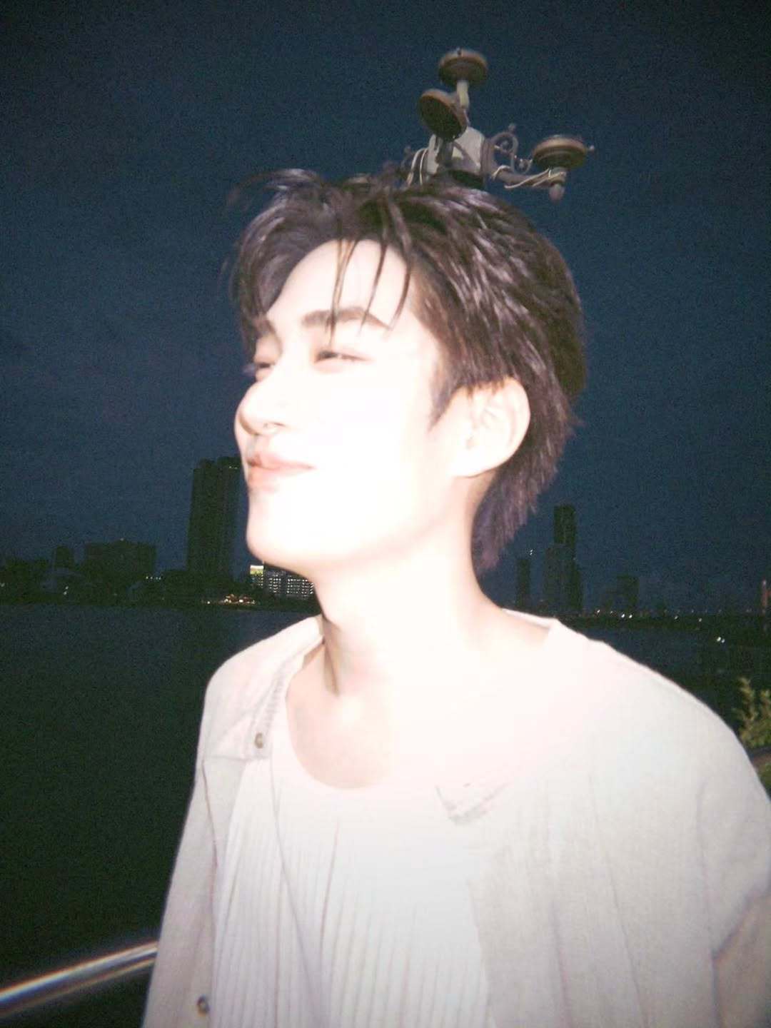 tle ig更新💚：雨的气味*//这么萌呢dad 小斗斗～ 