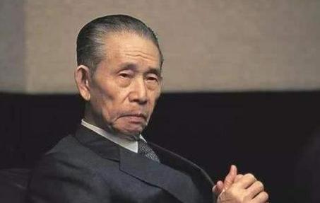 2008年，富商王永庆离世，子女在清点遗产的时候，意外发现父亲在瑞士银行有400