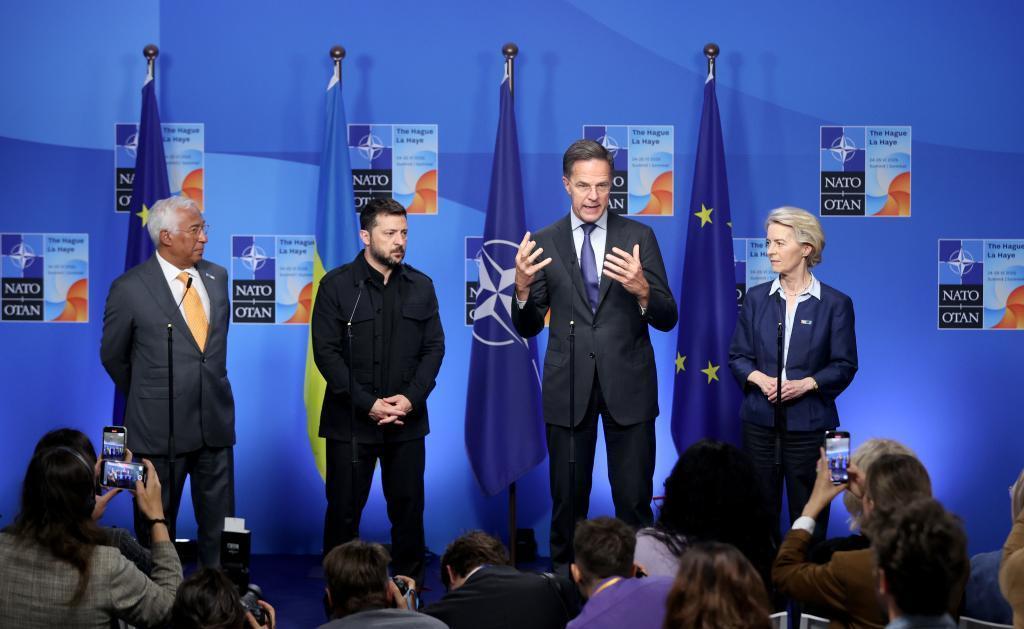 虽然之前乌克兰已经拒绝了美国提出的裁军到60万人以下的要求，但泽连斯基表示，乌克