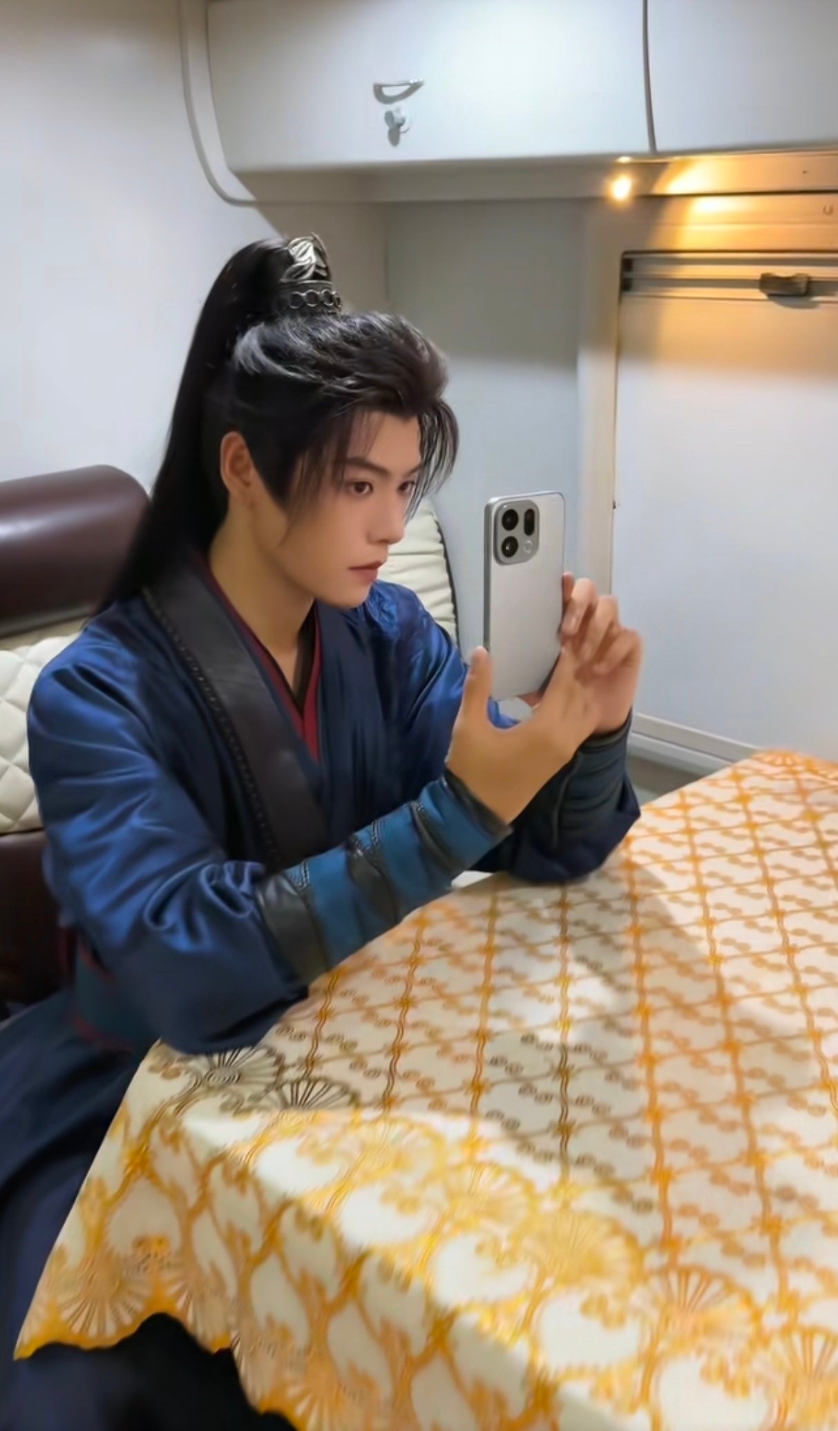 想看这个手机里的自拍🤳哥哥速速交出这个新手机里的自拍