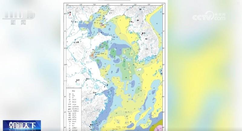 从地图上可以看到，在我国台湾岛东部海域不远处还分布着两座大型的天然群岛，分别是八