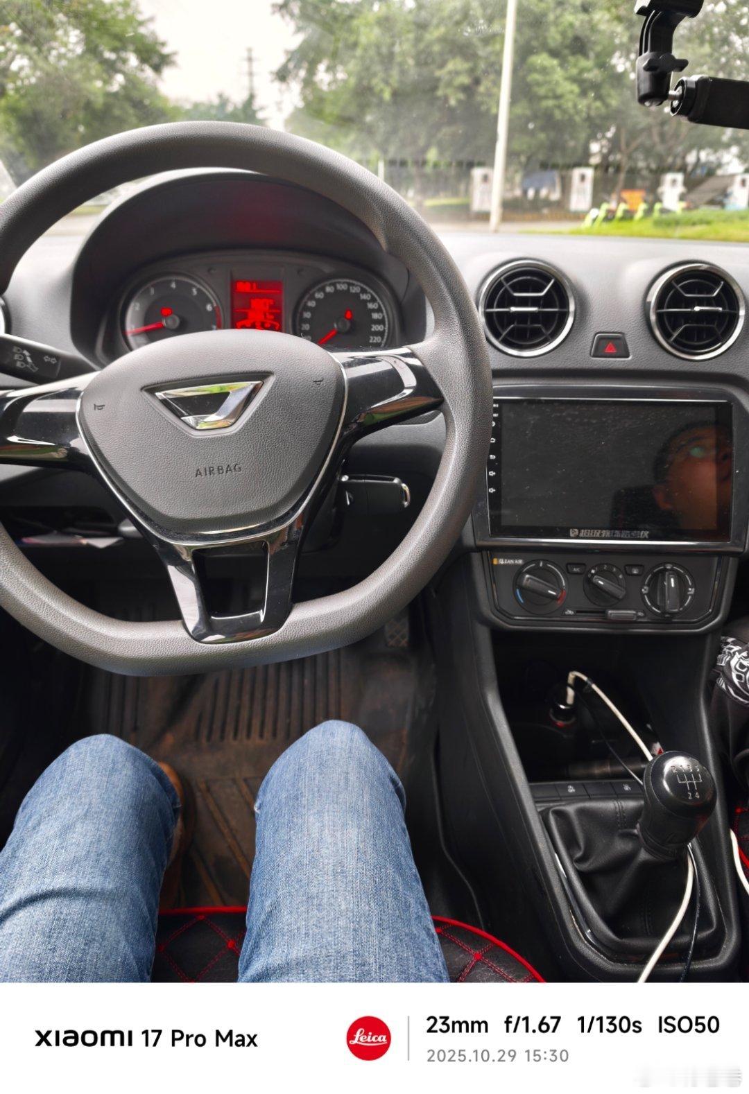 学车进行时，感谢成龙老师，两个小时我就可以在路上自由行走，马上去跑山我的日常pl