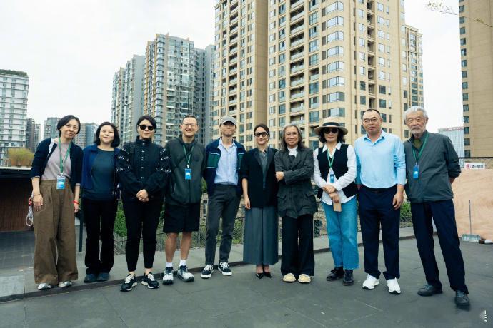 周迅文淇演母女明天会更好开机 陈可辛执导，张冀、吴慧玲编剧电影《明天，会更好》今