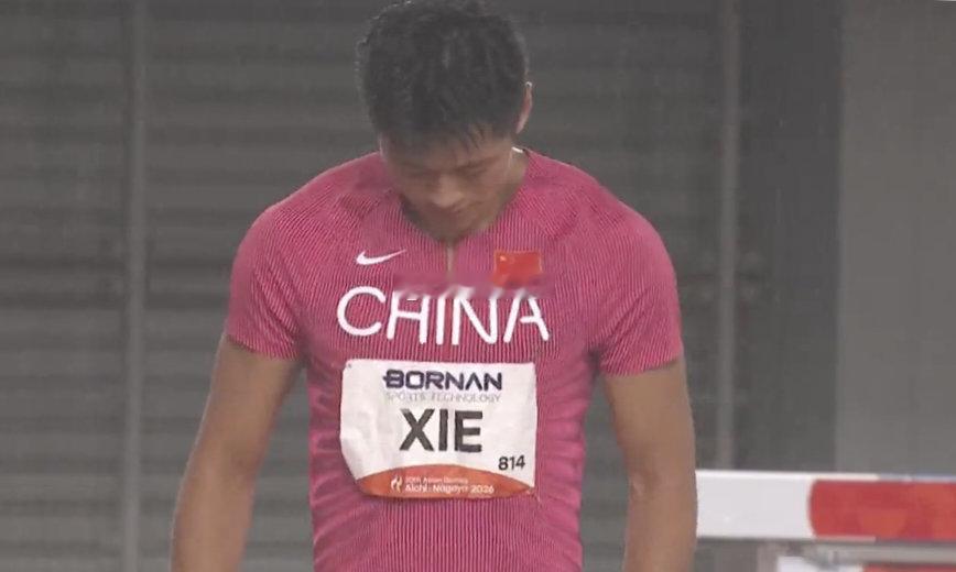 9月28日讯 名古屋亚运会田径男子4x100米接力决赛，由陈锦丰、曾克理、王胜杰