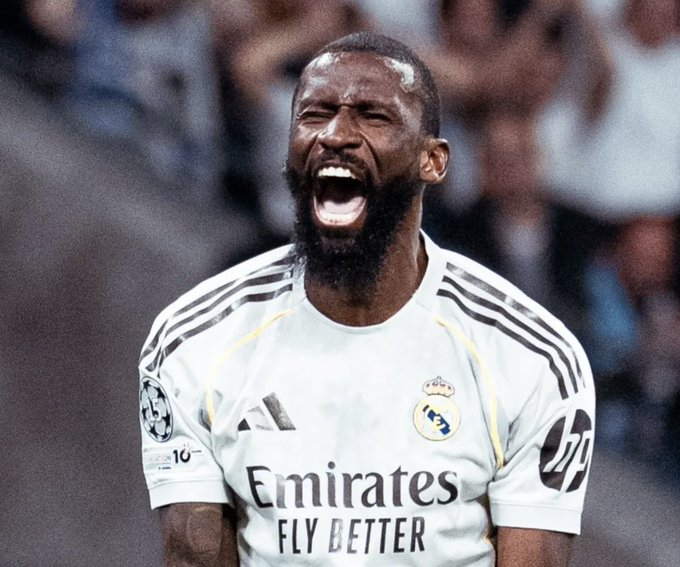 安东尼奥·吕迪格：“我们两次失误，两次丢球都是我们自己搞砸的。我们送给了他们两份