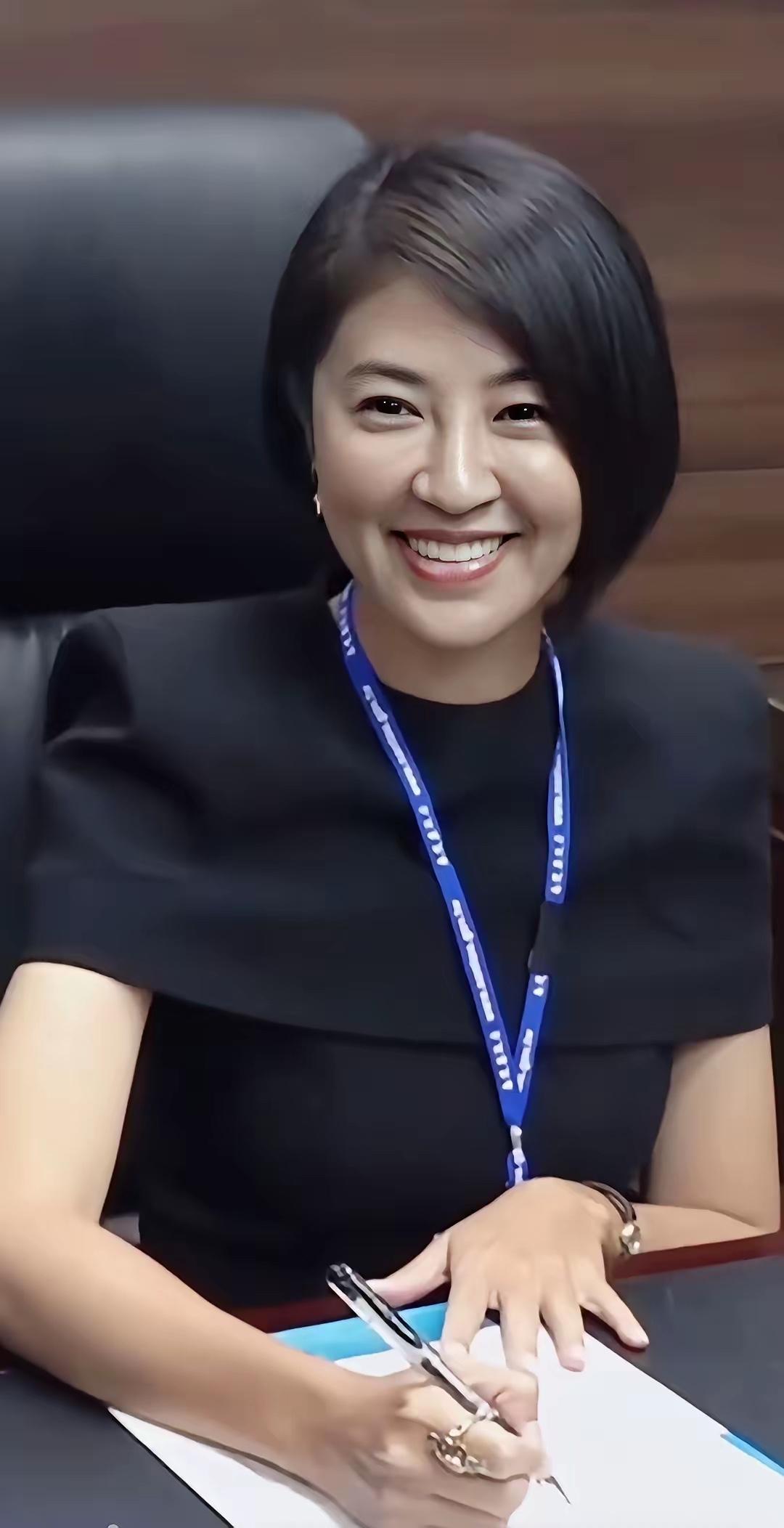 南投县长许淑华，不等了，直接把日子敲死：4月21号。

就在南投，办“两湖论坛”