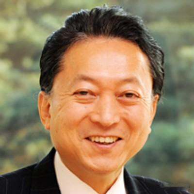 日本前首相鸠山由纪夫今晚发文说：“日本大分县陆上自卫队演习场发生了令人痛心的事故