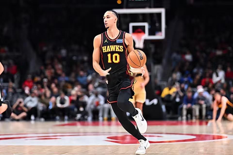 里萨谢上赛季的投篮命中率为45.8%，三分命中率为35.5%，罚球命中率为71.