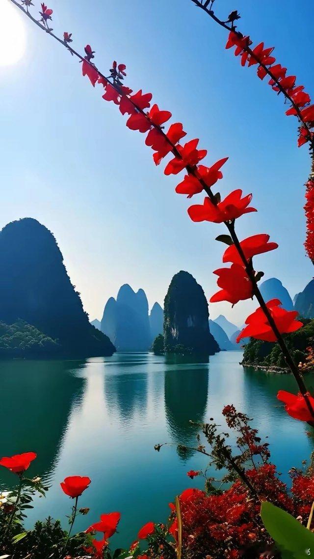 昨天深夜证券会回应市场小微股退市传闻，表明证券会对市场的呵护，意味着目前点位大幅