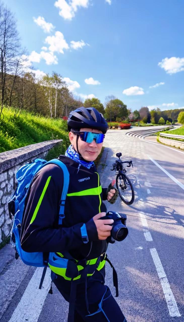 骑行 摄影师 旅行 心态好一切都好 追求梦想