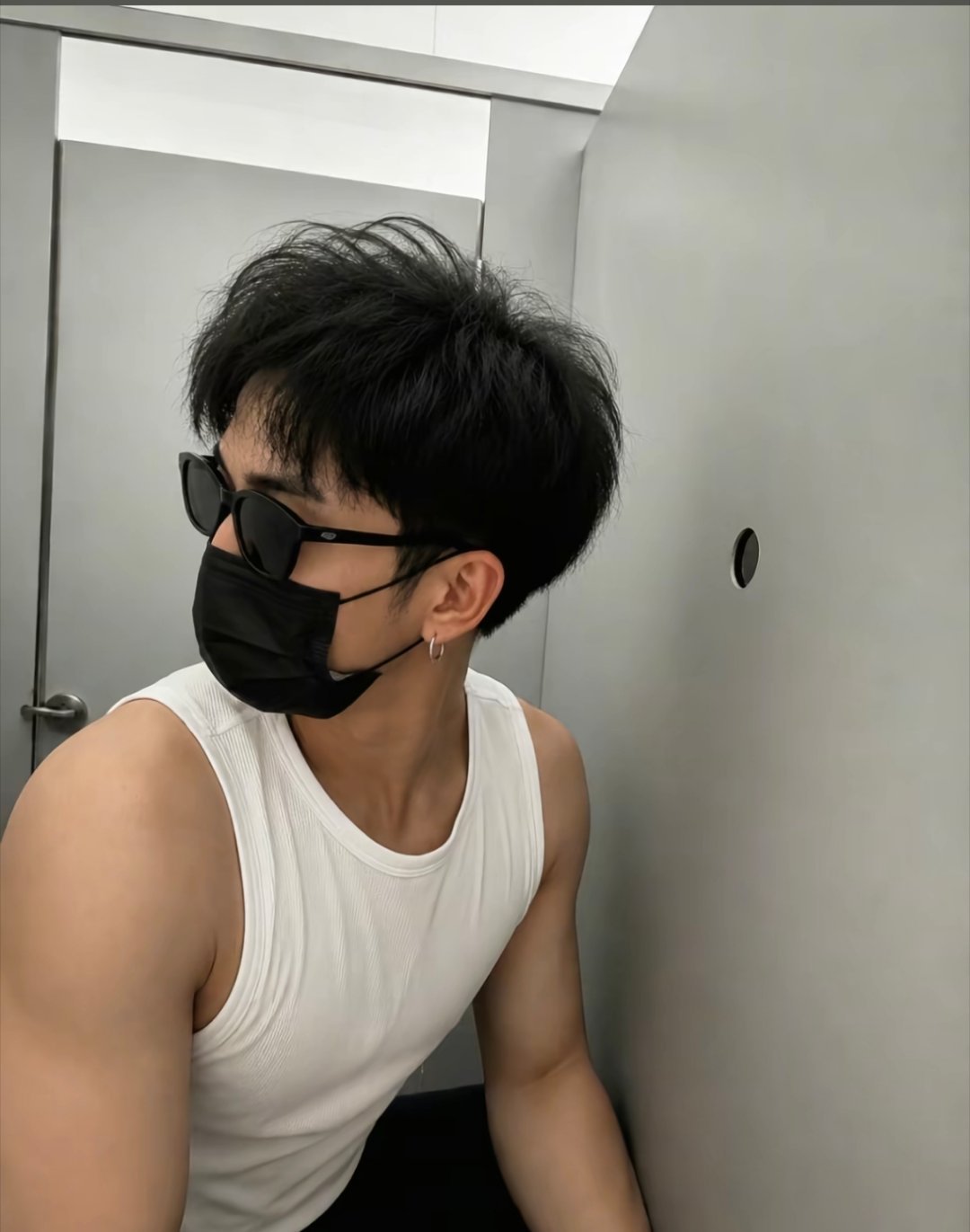 这是在修什么东西呢[思考][思考][思考][思考] ​​​