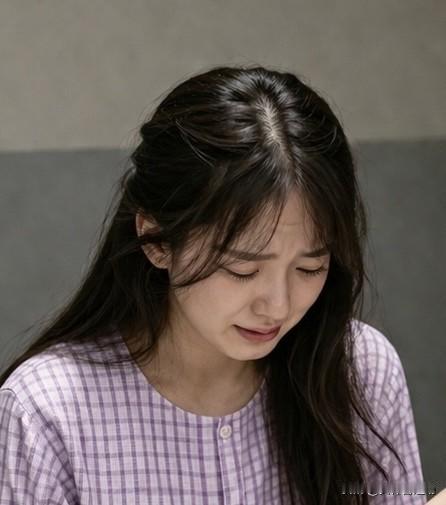 本是温柔懂事乖乖女，戴上镣铐那一刻，才知亲手葬送所有幸福。你会接受真心悔改的女罪