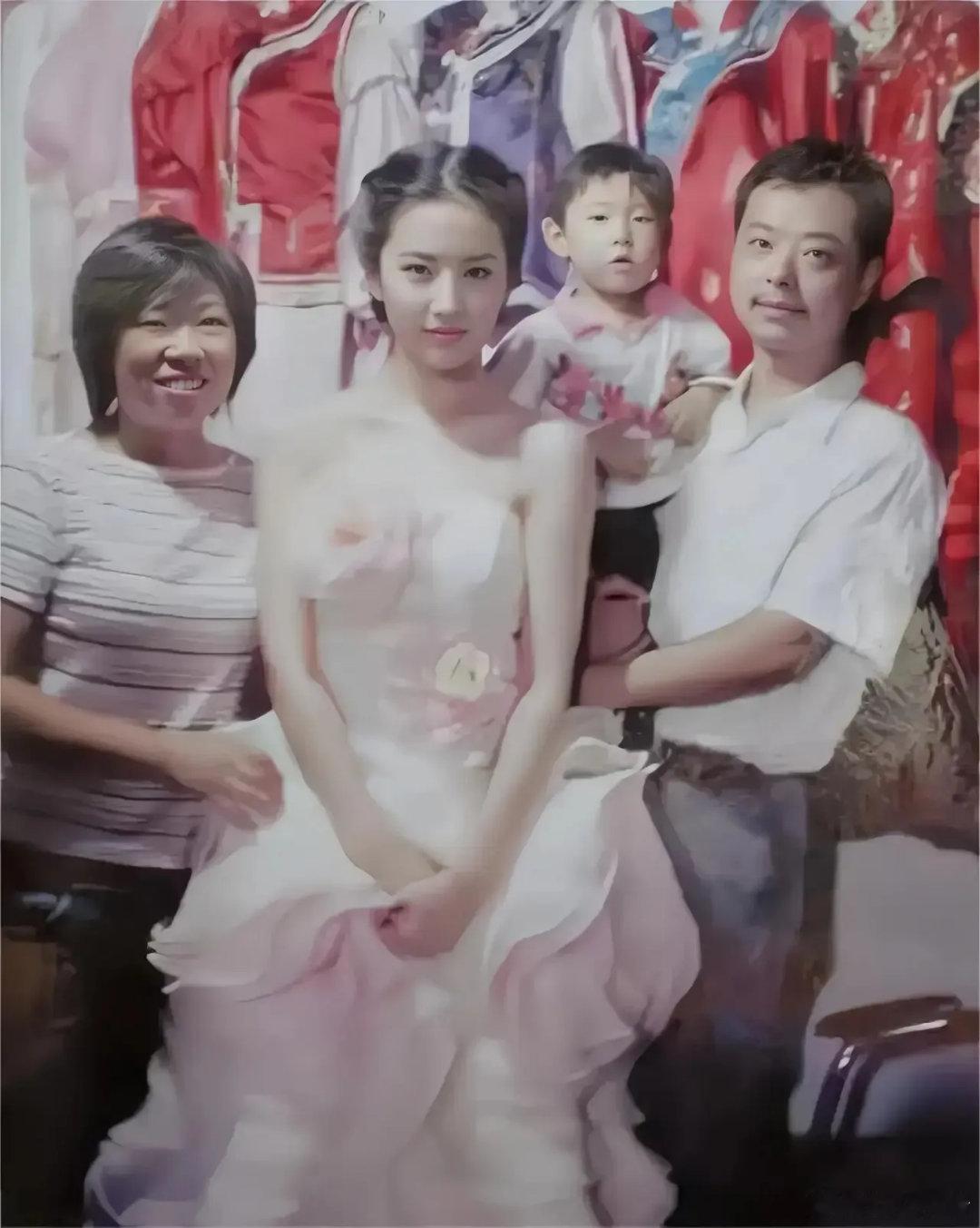 刘亦菲早年的时候也太清纯了吧 