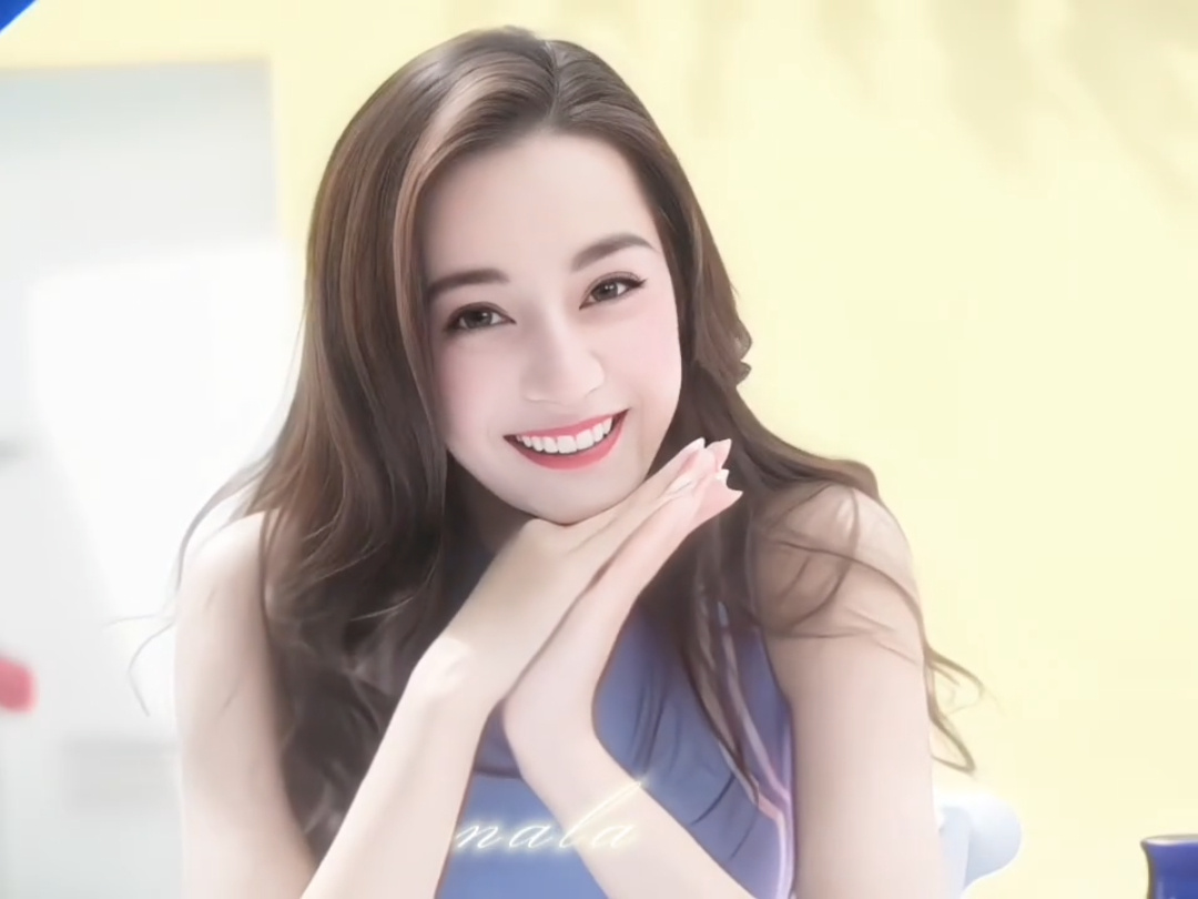 迪丽热巴钰珑 dlrb 迪丽热巴功夫女足 dlrb 迪丽热巴卫蓝我觉得世界上所有